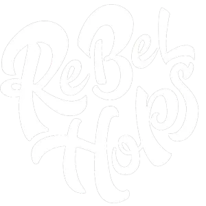 rebel-hops-cerveza-artesanal-logo-blanco